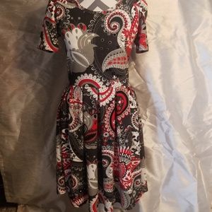 Lularoe Amelia - size Medium